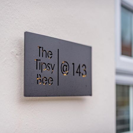 The Tipsy Bee At 143, Villa Guisborough Exterior photo